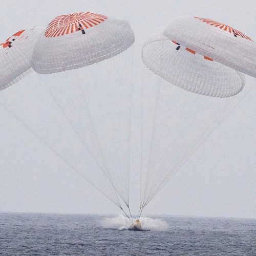Astronauts return to Earth with Pacific splashdown following 5-month ISS mission