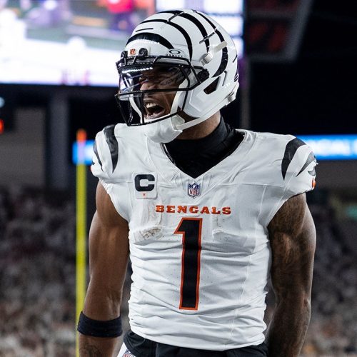 Joe Flacco outduels Aaron Rodgers as Bengals beat Steelers in thrilling fashion