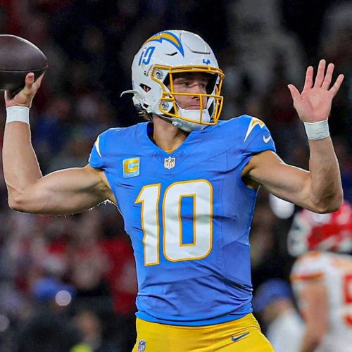 Chargers upset Chiefs, 27-21, in Brazil NFL season opener