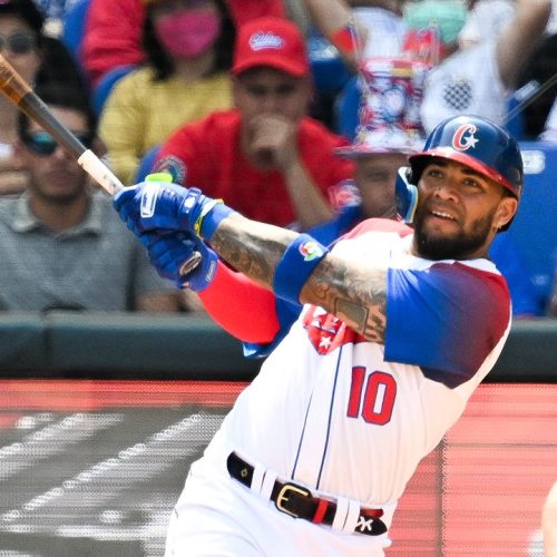 Angels’ Yoan Moncada misses game to take US citizenship test