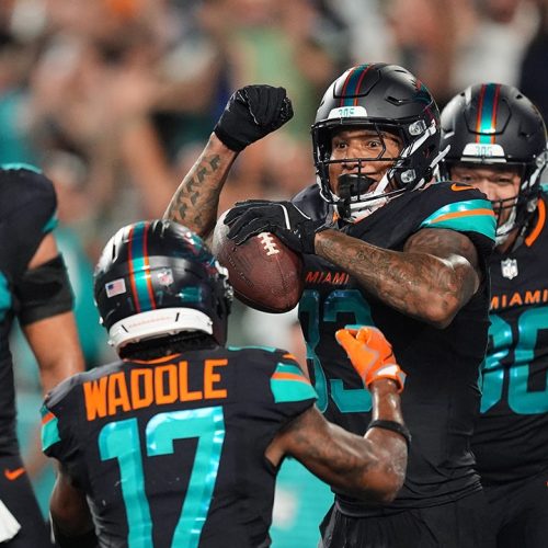 NFL news: Dolphins’ Darren Waller scores 2 touchdowns in win