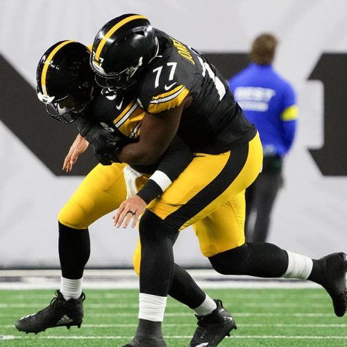 Steelers’ Broderick Jones says he might tackle Aaron Rodgers again