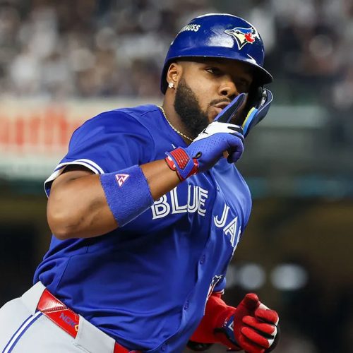 Blue Jays beat Yankees 5-2 in Game 4, advance to ALCS for first time since 2016