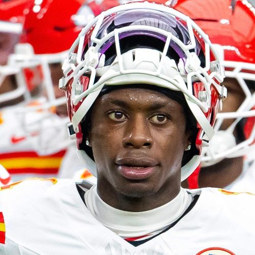 Chiefs’ Xavier Worthy injured in collision with teammate Travis Kelce