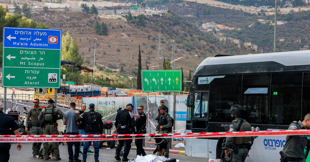 Shooting in Jerusalem Leaves at Least 6 Dead